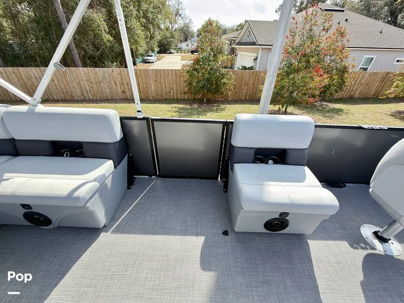 Slide: The Image of Bentley Pontoons 220 FNC 2023 - 16242056