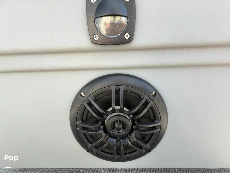 Slide: The Image of Bentley Pontoons 220 FNC 2023 - 16242082