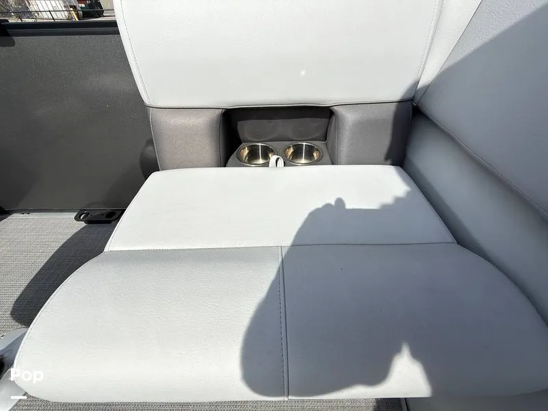 Slide: The Image of Bentley Pontoons 220 FNC 2023 - 16242094