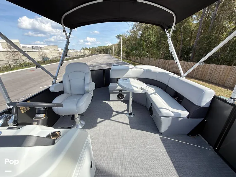 Slide: The Image of Bentley Pontoons 220 FNC 2023 - 16242101