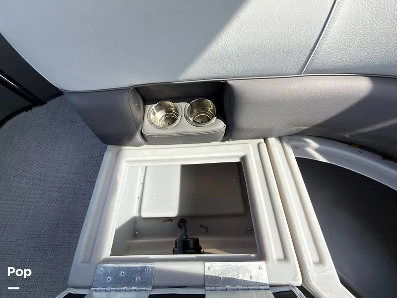 Slide: The Image of Bentley Pontoons 220 FNC 2023 - 16242103