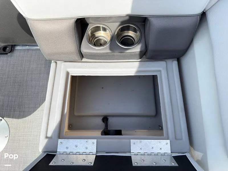 Slide: The Image of Bentley Pontoons 220 FNC 2023 - 16242107