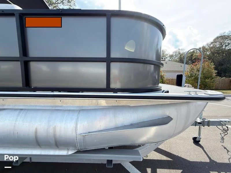 Slide: The Image of Bentley Pontoons 220 FNC 2023 - 16242122