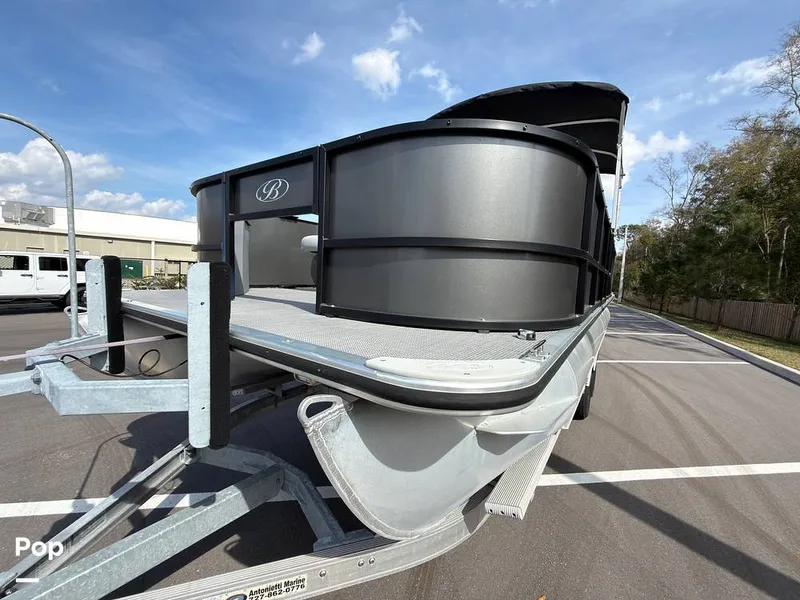 Slide: The Image of Bentley Pontoons 220 FNC 2023 - 16242131