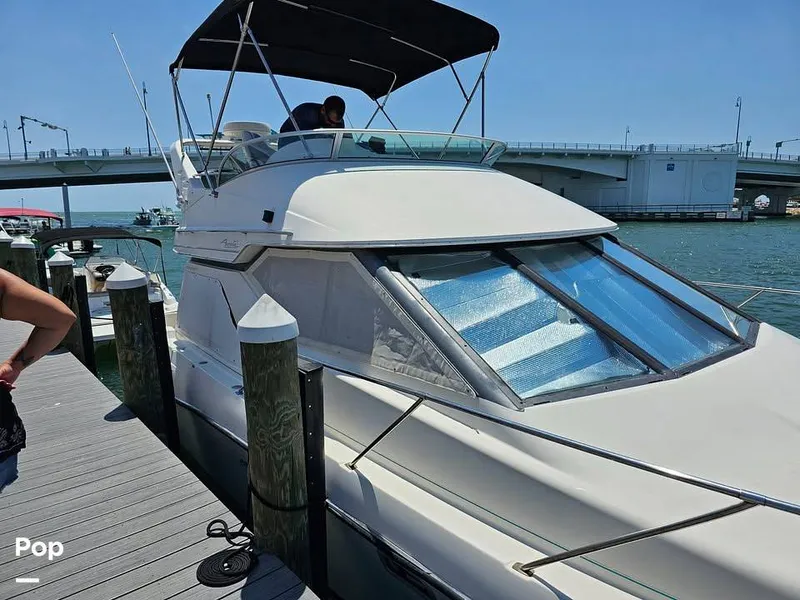 Slide: The Image of Bayliner avanti command bridge 3488 1997 - 15429133