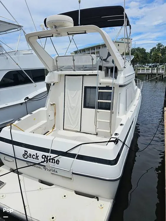 Slide: The Image of Bayliner avanti command bridge 3488 1997 - 15429135