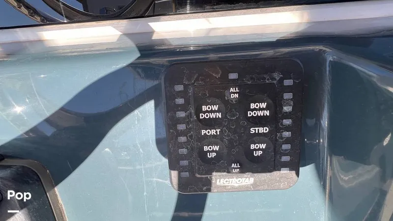 Slide: The Image of Tidewater 210 CC Adventure 2023 - 14770340