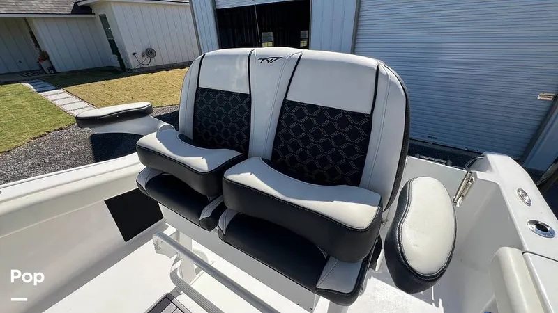 Slide: The Image of Tidewater 210 CC Adventure 2023 - 14770345