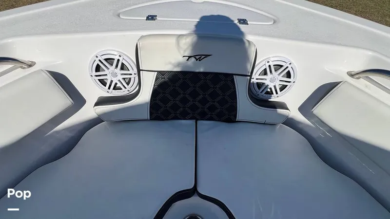 Slide: The Image of Tidewater 210 CC Adventure 2023 - 14770382