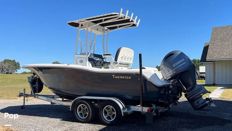 Slide: The Image of Tidewater 210 CC Adventure 2023 - 14770560