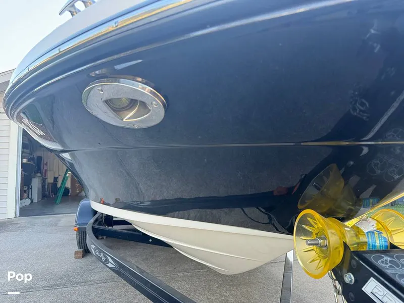 Slide: The Image of Sea Ray 205 Sport 2014 - 14772564