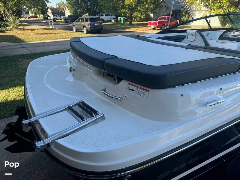 Slide: The Image of Sea Ray 205 Sport 2014 - 14772565