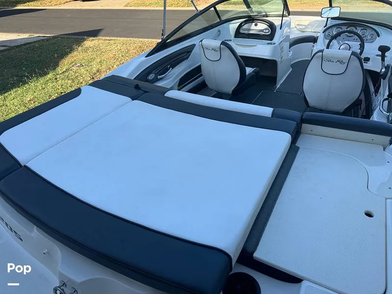 Slide: The Image of Sea Ray 205 Sport 2014 - 14772572