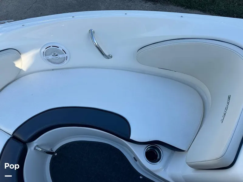 Slide: The Image of Sea Ray 205 Sport 2014 - 14772576
