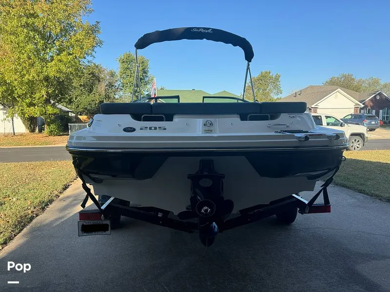 Slide: The Image of Sea Ray 205 Sport 2014 - 14772552