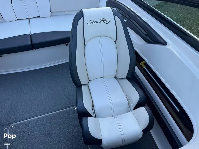 Slide: The Image of Sea Ray 205 Sport 2014 - 14772583
