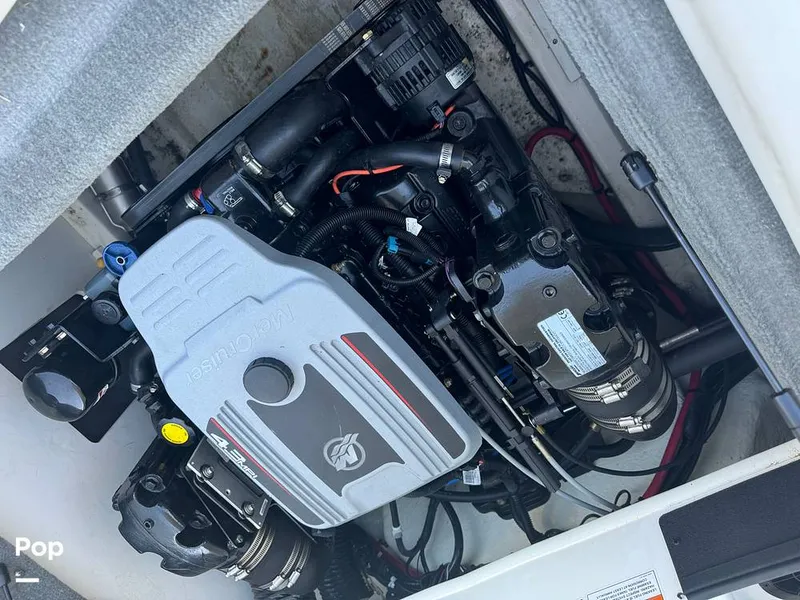 Slide: The Image of Sea Ray 205 Sport 2014 - 14772585