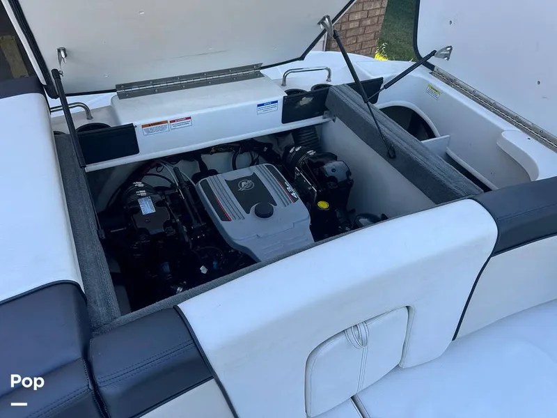 Slide: The Image of Sea Ray 205 Sport 2014 - 14772588