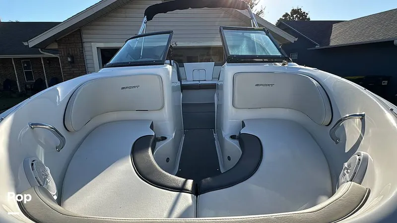 Slide: The Image of Sea Ray 205 Sport 2014 - 14772595