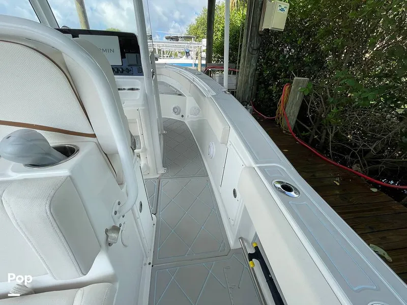 Slide: The Image of Sea Hunt Gamefish 27 FSA 2022 - 14786634