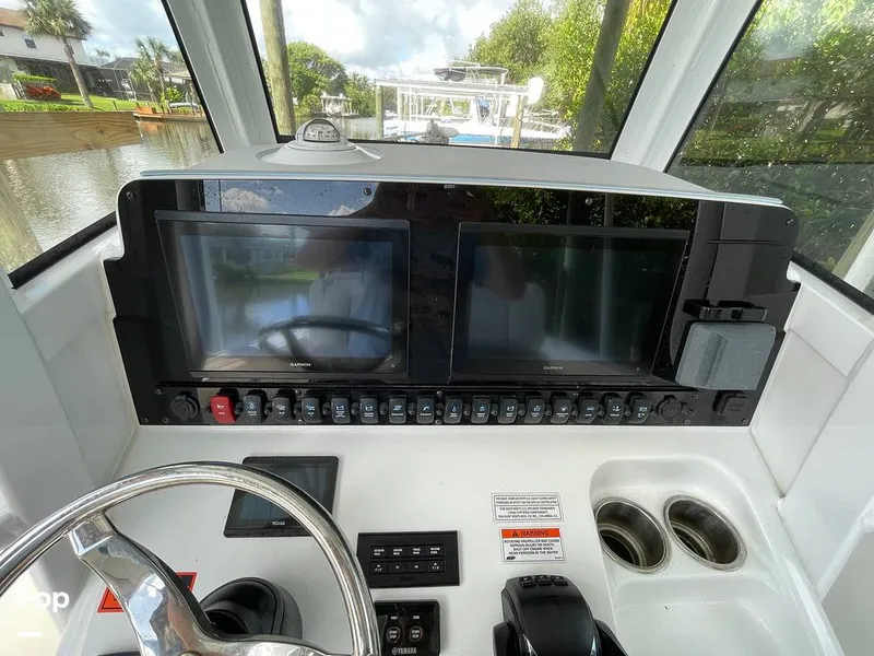 Slide: The Image of Sea Hunt Gamefish 27 FSA 2022 - 14786650