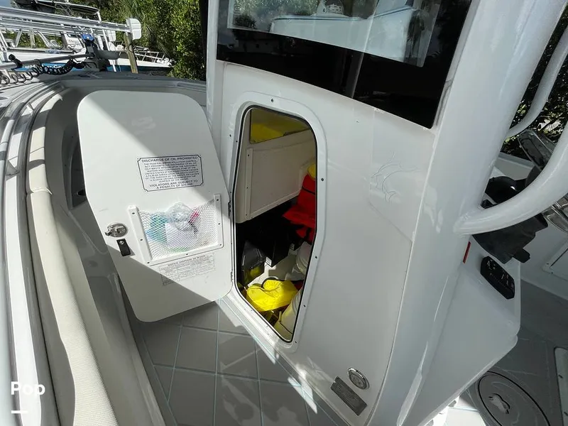 Slide: The Image of Sea Hunt Gamefish 27 FSA 2022 - 14786660