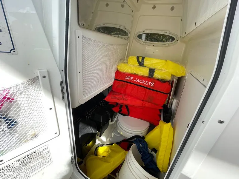 Slide: The Image of Sea Hunt Gamefish 27 FSA 2022 - 14786661