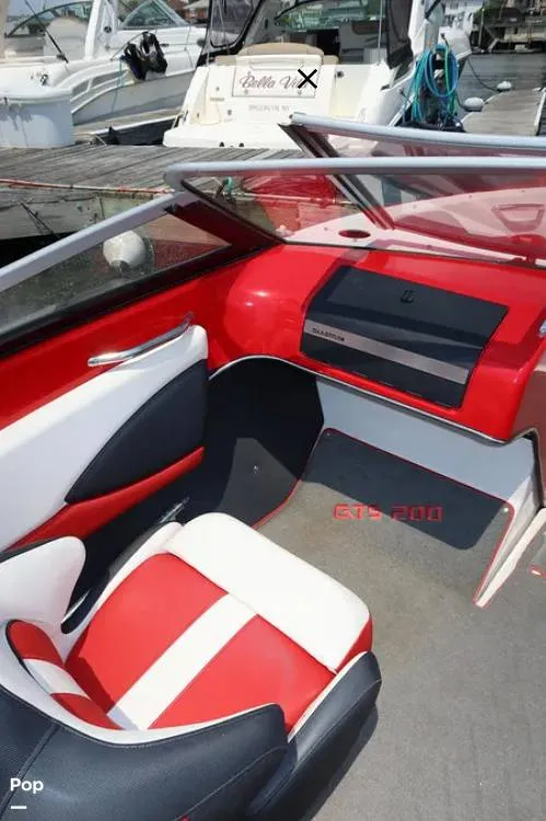 Slide: The Image of Glastron GT200 2013 - 14726690