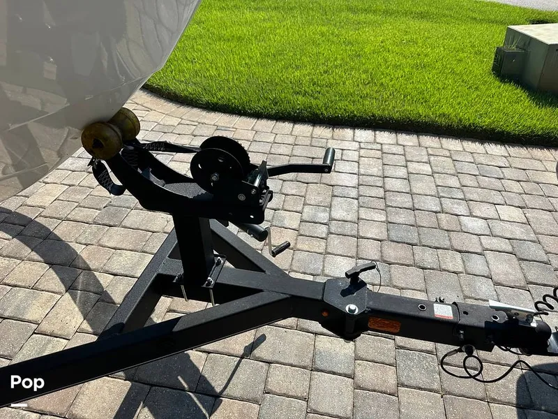 Slide: The Image of Tahoe T18 2023 - 14733346