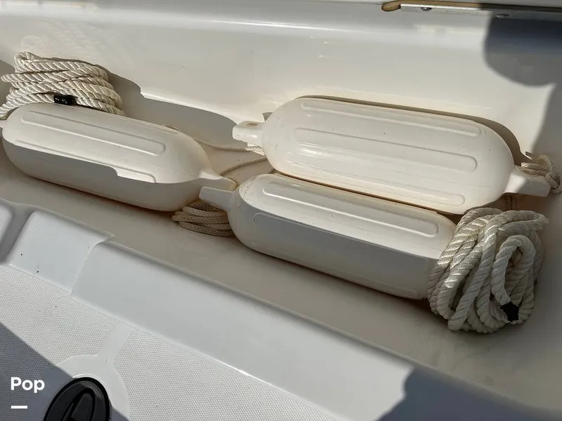 Slide: The Image of Tahoe T18 2023 - 14733422