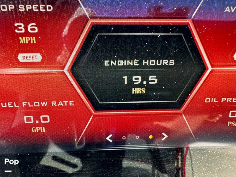 Slide: The Image of Tahoe T18 2023 - 14733414