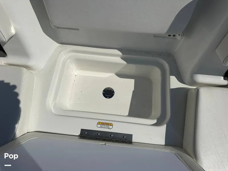 Slide: The Image of Tahoe T18 2023 - 14733431