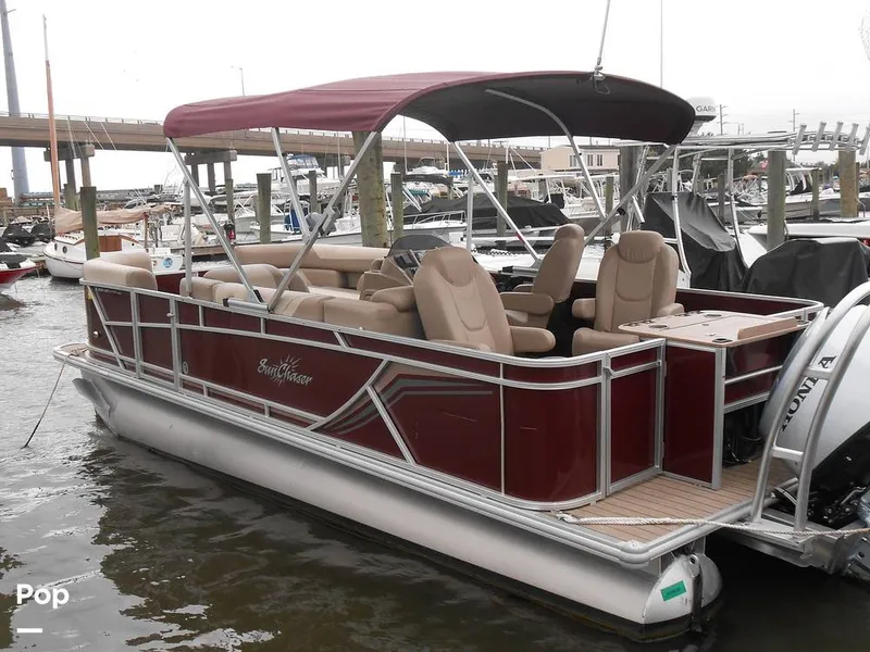 Slide: The Image of SunChaser 22 Fish 2022 - 14724987