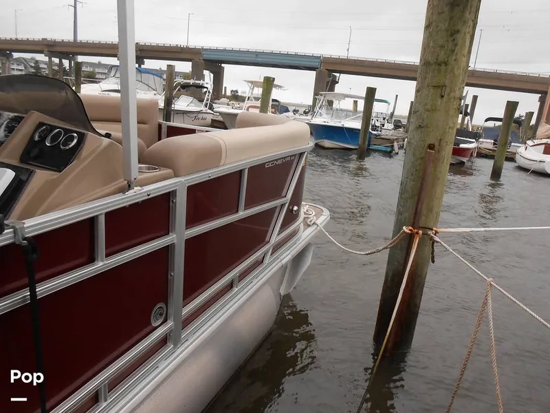 Slide: The Image of SunChaser 22 Fish 2022 - 14725021