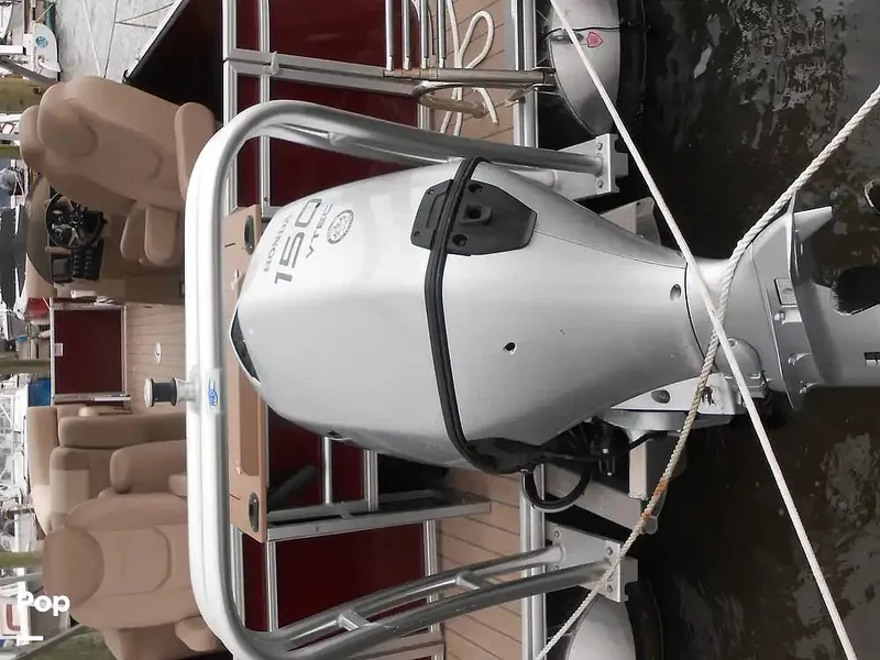 Slide: The Image of SunChaser 22 Fish 2022 - 15695610