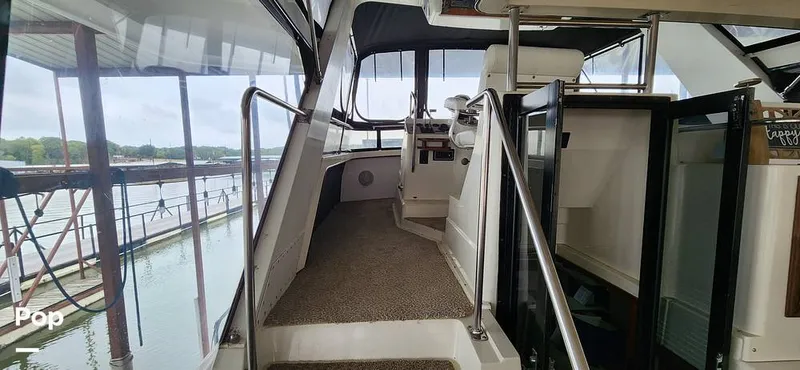 Slide: The Image of Carver 4207 Aft Cabin 1986 - 14742561