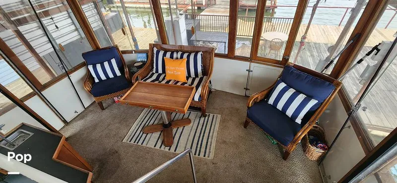 Slide: The Image of Carver 4207 Aft Cabin 1986 - 14742585