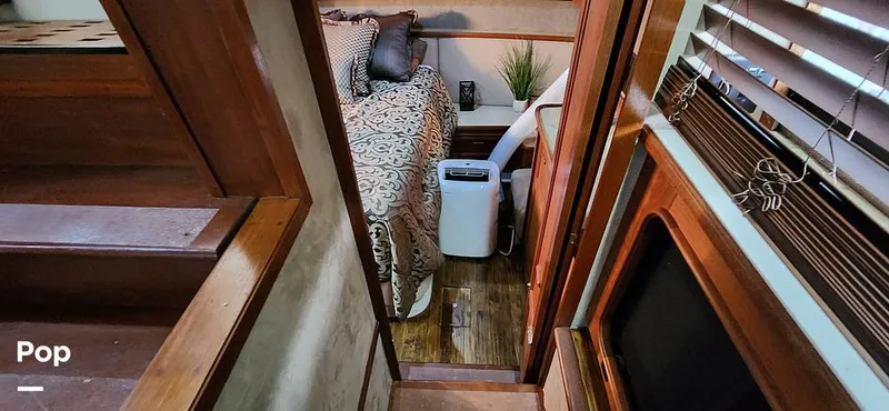 Slide: The Image of Carver 4207 Aft Cabin 1986 - 14742605