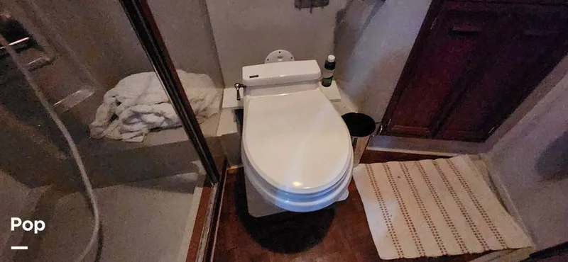 Slide: The Image of Carver 4207 Aft Cabin 1986 - 14742643