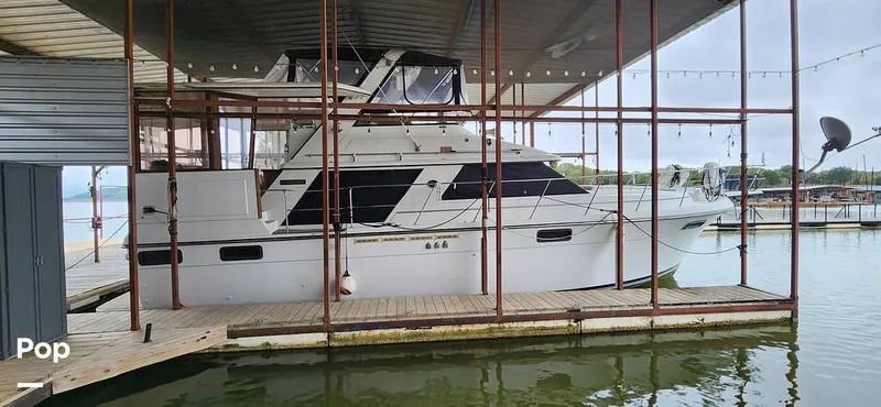 Slide: The Image of Carver 4207 Aft Cabin 1986 - 14742376