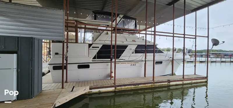 Slide: The Image of Carver 4207 Aft Cabin 1986 - 14742380