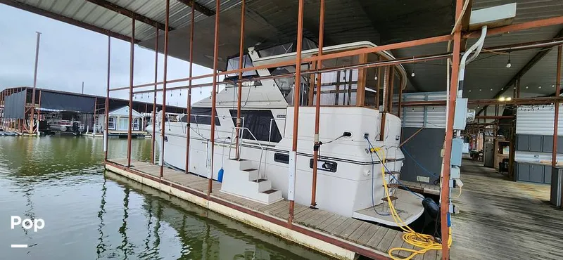 Slide: The Image of Carver 4207 Aft Cabin 1986 - 14742420