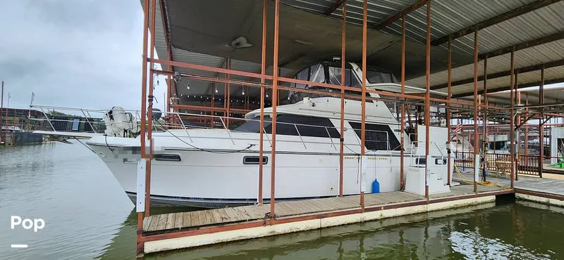 Slide: The Image of Carver 4207 Aft Cabin 1986 - 14742421