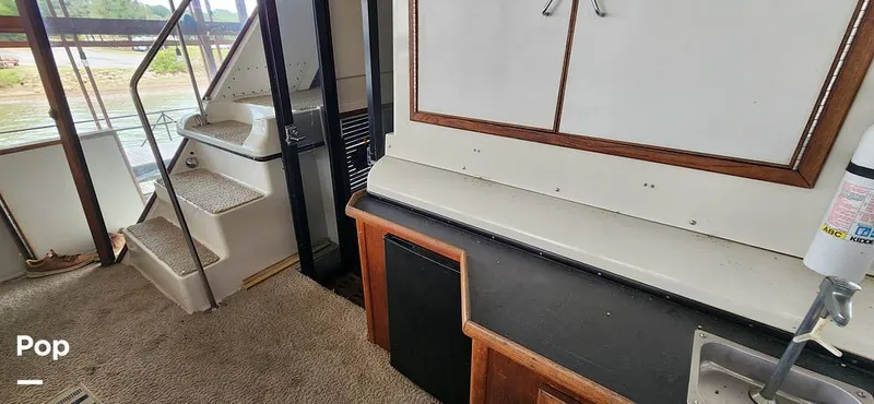 Slide: The Image of Carver Yachts 4207 Aft Cabin 1986 - 14742552