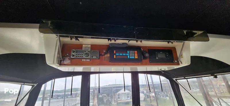 Slide: The Image of Carver Yachts 4207 Aft Cabin 1986 - 14742572