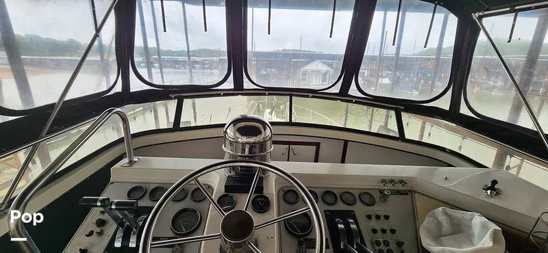 Slide: The Image of Carver Yachts 4207 Aft Cabin 1986 - 14742573