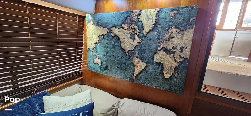 Slide: The Image of Carver Yachts 4207 Aft Cabin 1986 - 14742593