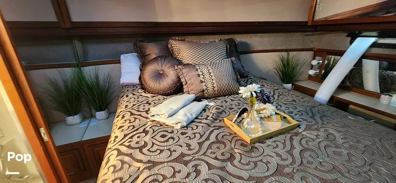 Slide: The Image of Carver Yachts 4207 Aft Cabin 1986 - 14742617