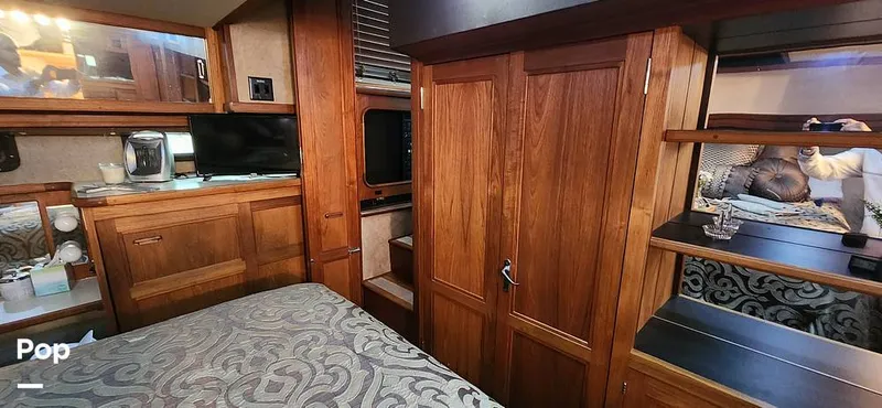 Slide: The Image of Carver Yachts 4207 Aft Cabin 1986 - 14742618