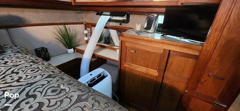 Slide: The Image of Carver Yachts 4207 Aft Cabin 1986 - 14742623